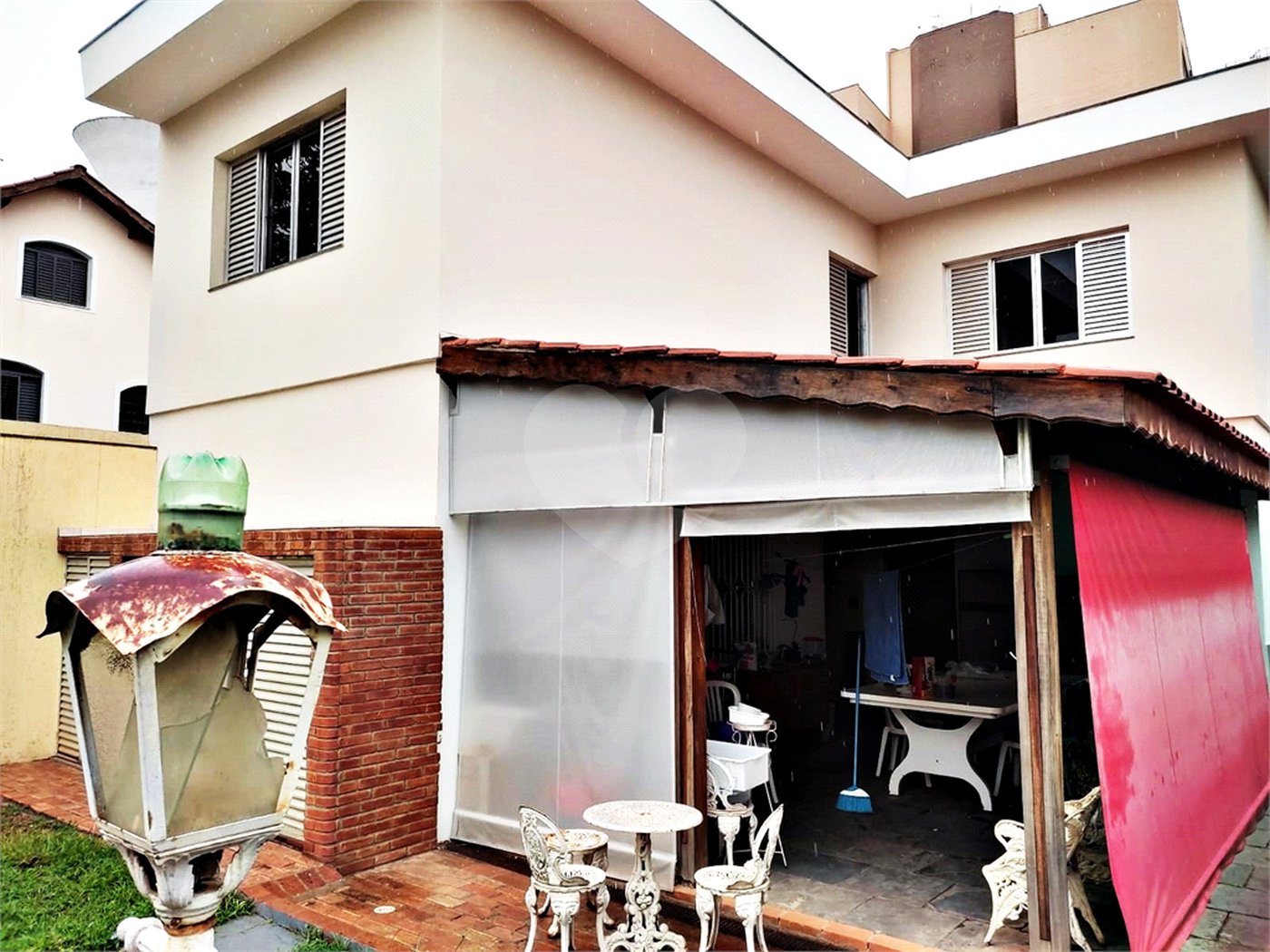 Sobrado à venda com 5 quartos, sendo 2 suítes, em Vila Nova Cachoeirinha, São Paulo, SP