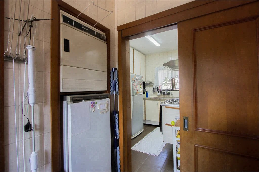 Apartamento à venda com 3 quartos, sendo 1 suíte, em Vila Andrade, São Paulo, SP
