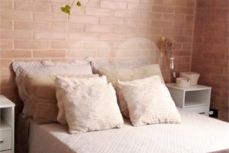 Casa à venda com 5 quartos, sendo 3 suítes,  em Jardim dos Pinheiros, Atibaia, SP