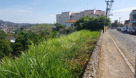 Terreno à venda no Centro, Atibaia, SP