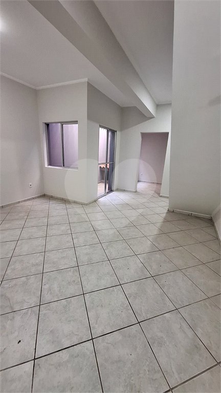 Sobrado à venda com 2 suítes em Jardim Itamaracá, Indaiatuba, SP