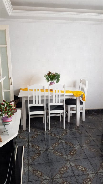 Apartamento à venda com 2 quartos em Vila Lavínia, Mogi das Cruzes, SP