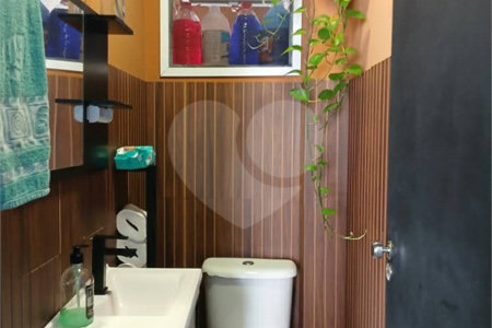 Casa à venda com 2 quartos no condomínio Villa Caucaia, Cotia - SP