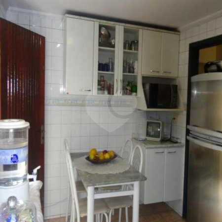 Casa à venda com 3 quartos, sendo 1 suíte, em Jardim Esmeralda, São Paulo, SP