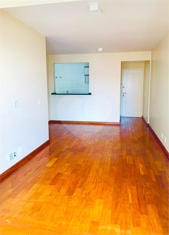 Apartamento à venda com 2 quartos, sendo 1 suíte,  em Indianópolis, São Paulo, SP
