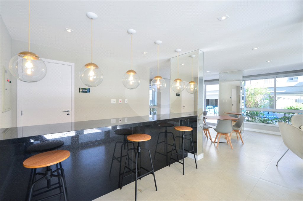 Apartamento à venda com 2 quartos, sendo 1 suíte, em Santo Amaro, São Paulo, SP
