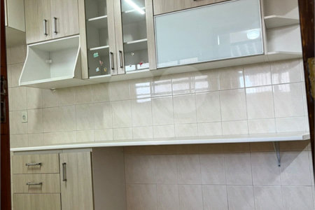Casa à venda com 3 quartos, sendo 1 suíte,  em Jardim Monte Kemel, São Paulo, SP