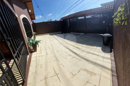 Sobrado à venda com 2 quartos, sendo 1 suíte,  em Jardim do Colégio (zona Norte), São Paulo, SP