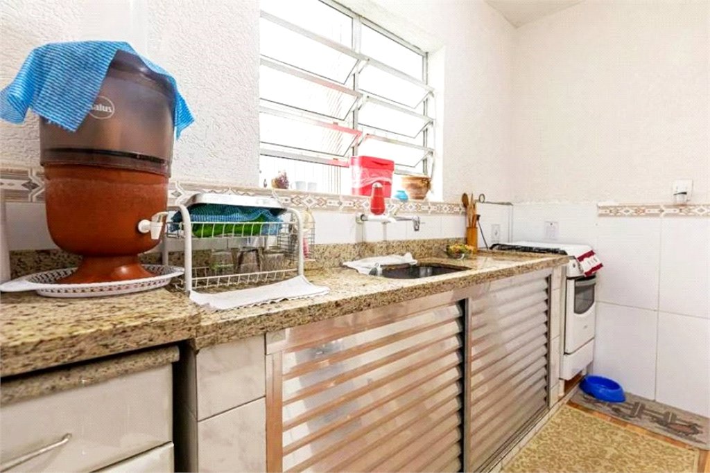 Sobrado à venda com 3 quartos, sendo 1 suíte, em Vila Paulicéia, São Paulo, SP