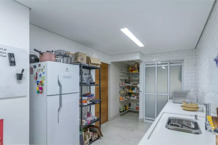 Apartamento à venda com 3 quartos, sendo 1 suíte, em Vila Anastácio, São Paulo, SP