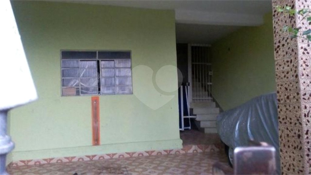 Sobrado à venda com 3 quartos em Jardim Rio Pequeno, São Paulo, SP