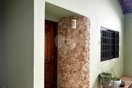 Casa à venda com 3 quartos, sendo 1 suíte, em Vila Barth, Itapetininga, SP