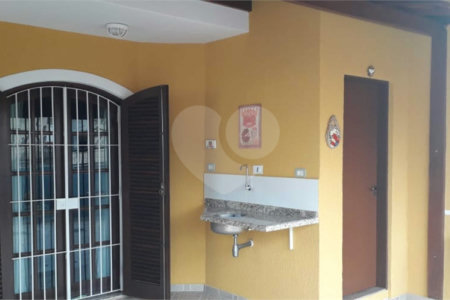 Casa à venda com 3 quartos, sendo 1 suíte, em Vila Gustavo, São Paulo, SP