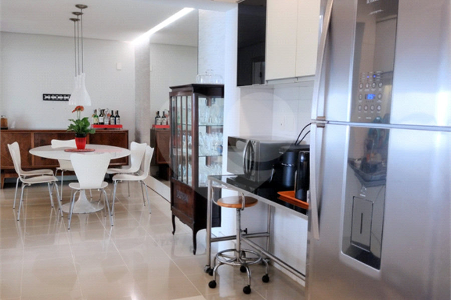 Sobrado à venda com 3 quartos, sendo 1 suíte,  em Jardim São Paulo(zona Norte), São Paulo, SP