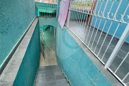 Casa à venda com 3 quartos, sendo 1 suíte, em Vila Júlia, Poá, SP