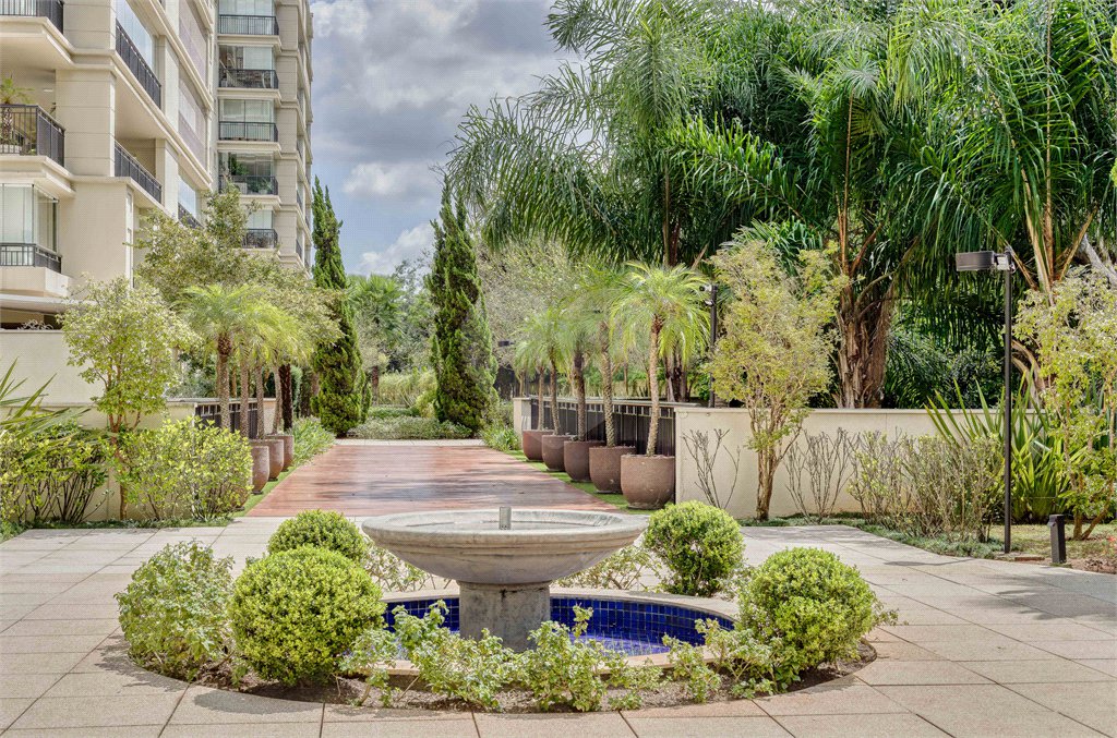 Apartamento à venda com 4 suítes em Alto da Boa Vista, São Paulo, SP