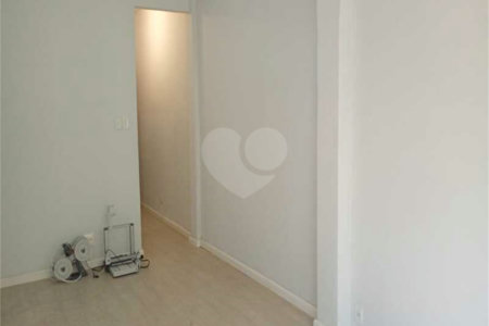 Apartamento à venda com 1 quarto em Estácio, Rio de Janeiro, RJ