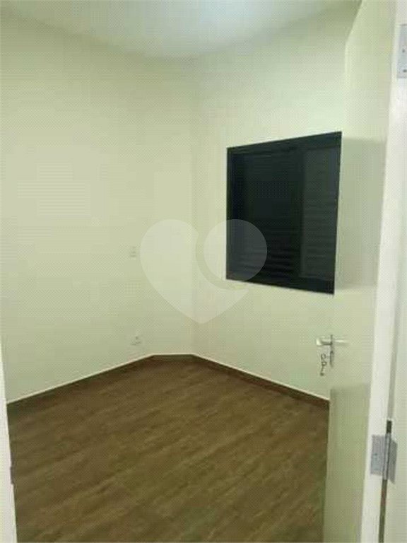 Casa à venda com 3 quartos, sendo 1 suíte, no condomínio Horto Florestal Villagio, Sorocaba - SP