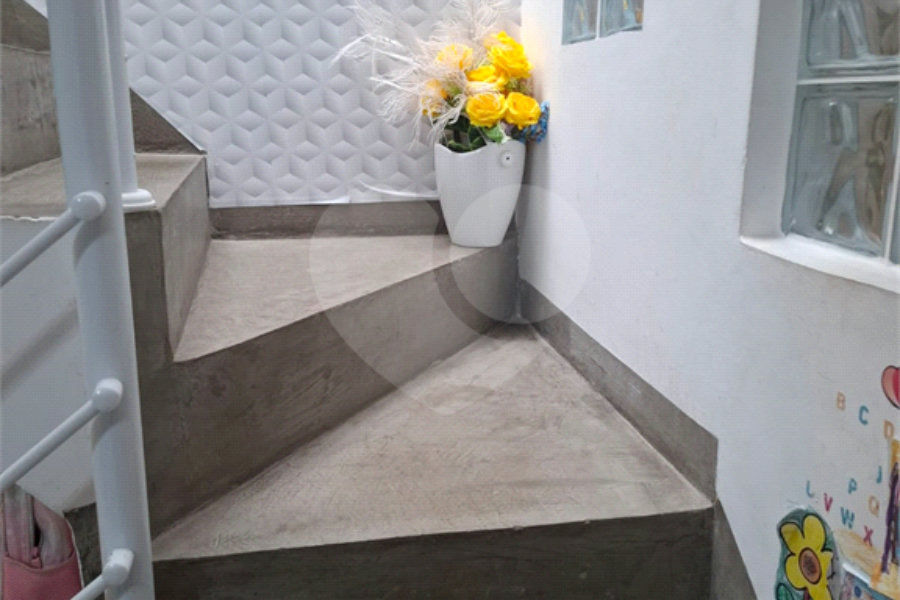 Sobrado à venda com 3 quartos, sendo 1 suíte, em Jardim Felicidade, São Paulo, SP