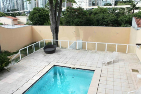 Casa Térrea à venda ou para alugar com 3 suítes em Brooklin Velho, São Paulo, SP