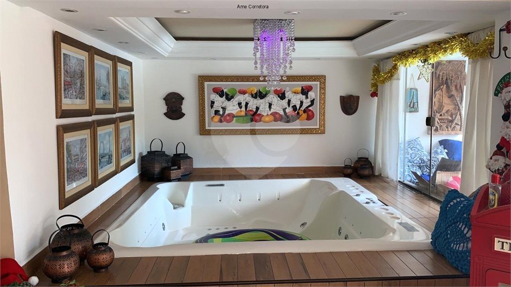 Casa à venda com 5 suítes, em Recreio dos Bandeirantes, Rio de Janeiro, RJ