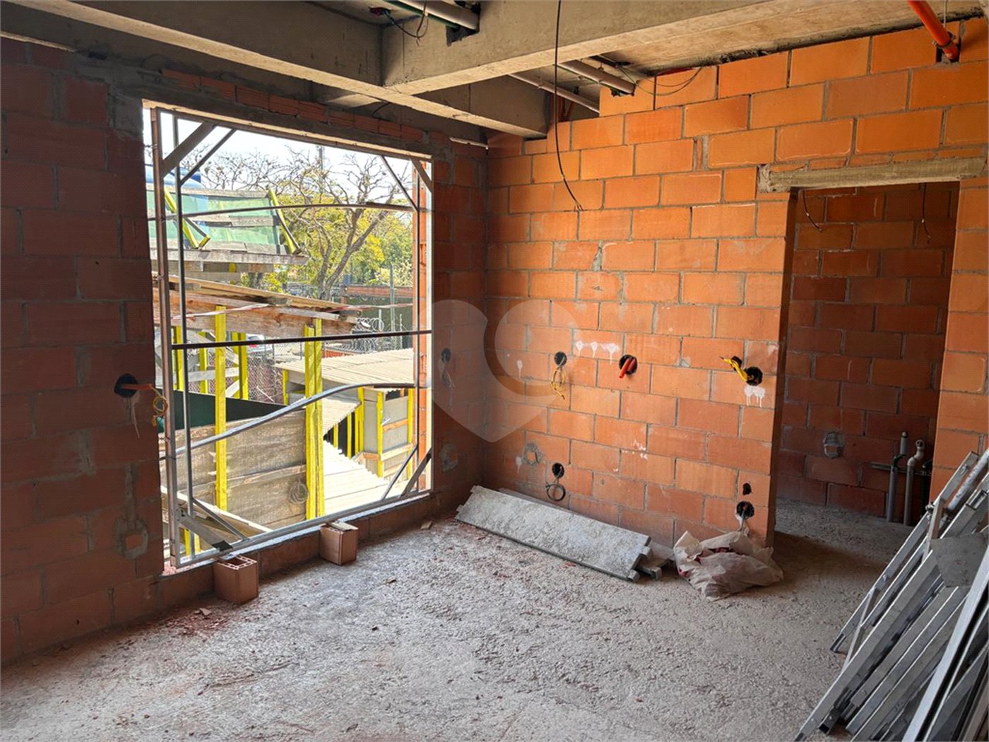 Casa à venda com 4 suítes no condomínio Casa Jardim Paineiras, São Paulo - SP