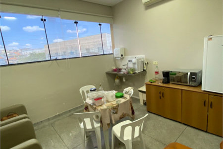 Salão Comercial para alugar em Vila Romanópolis, Ferraz de Vasconcelos, SP