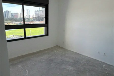 Apartamento à venda com 4 suítes em Vila Cordeiro, São Paulo, SP