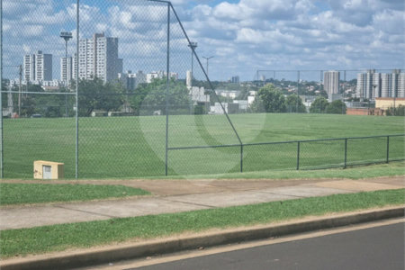 Terreno à venda em Residencial Village Damha III, Araraquara, SP