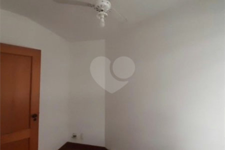 Apartamento à venda com 3 quartos, sendo 1 suíte,  em Lagoa, Rio de Janeiro, RJ