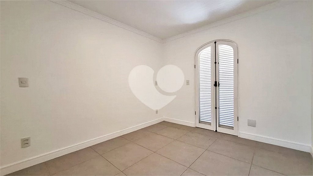 Casa à venda ou para alugar com 3 suítes em Tremembé, São Paulo, SP