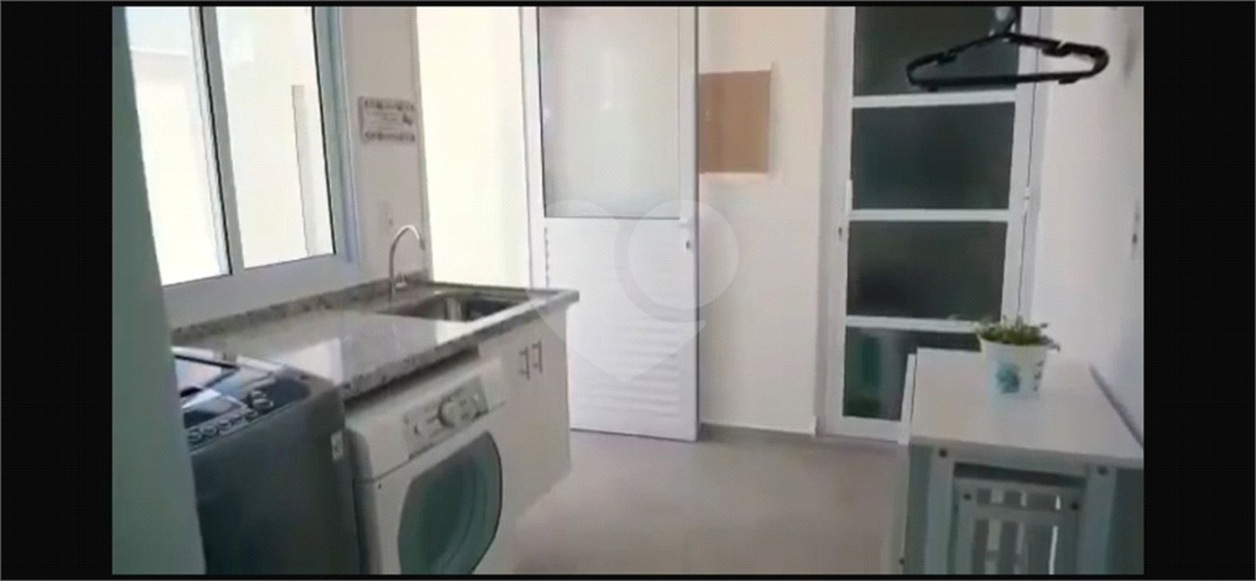 Casa à venda com 3 suítes no condomínio Vilagio Ipanema 1, Araçoiaba da Serra - SP