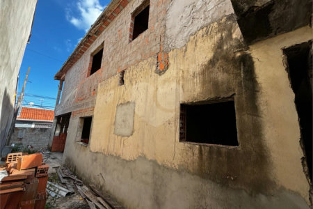 Casa à venda com 3 quartos, sendo 1 suíte, em Jardim Santa Cruz, Salto, SP