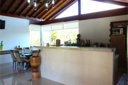 Casa à venda com 5 quartos, sendo 3 suítes, no condomínio Residencial Vale das Laranjeiras, Indaiatuba - SP