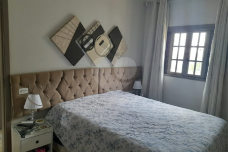 Casa à venda com 3 quartos, sendo 2 suítes, no condomínio Outeiro das Flores, Itupeva - SP