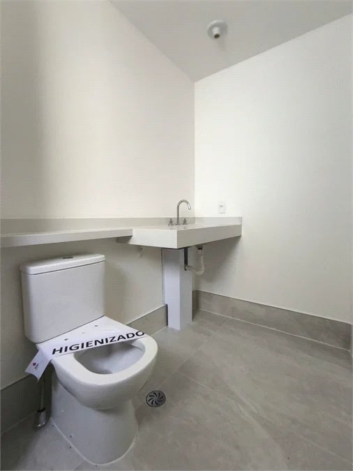 Apartamento à venda ou para alugar com 3 suítes em Água Branca, São Paulo, SP