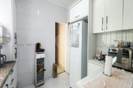 Casa à venda com 3 quartos, sendo 1 suíte, em Vila Mazzei, São Paulo, SP