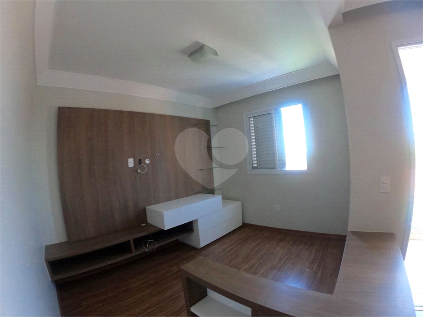 Apartamento à venda com 2 suítes em Vila Todos Os Santos, Indaiatuba, SP