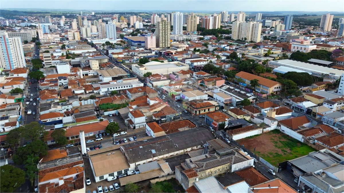 Prédio à venda no Centro, Araraquara, SP