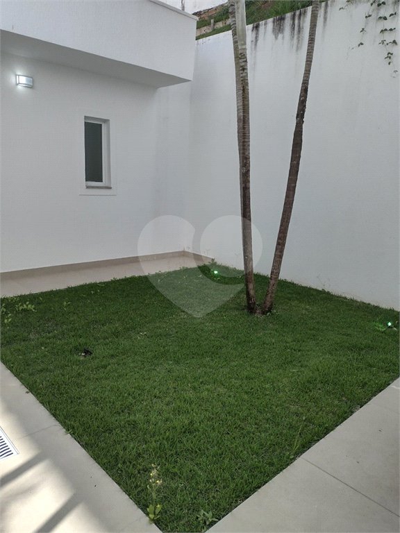 Casa à venda com 4 suítes no condomínio Estância Marambaia, Vinhedo - SP