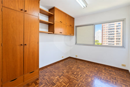 Apartamento à venda com 2 quartos, sendo 1 suíte, em Chácara Santo Antônio (zona Sul), São Paulo, SP