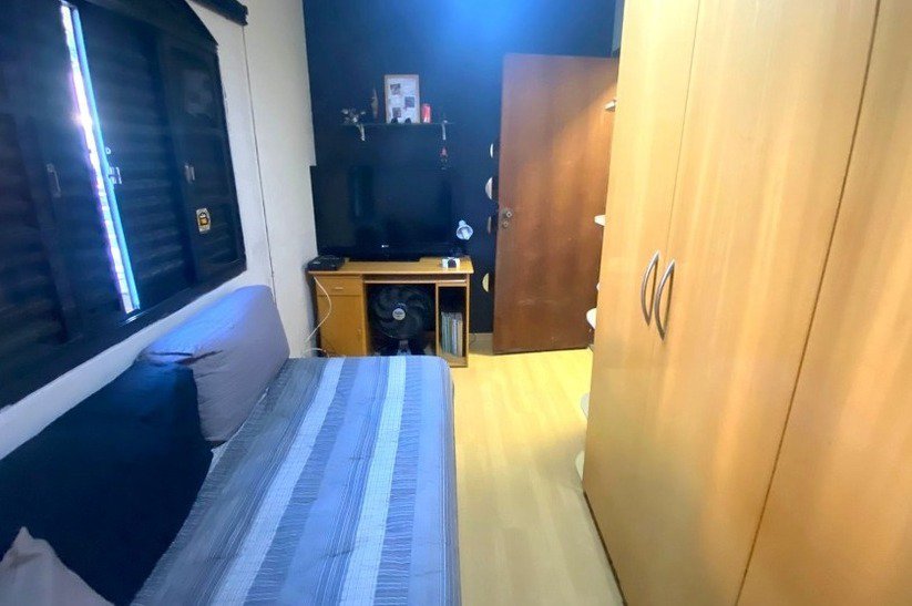 Sobrado à venda com 3 quartos, sendo 1 suíte, em Jardim Sarah, São Paulo - SP