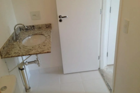 Apartamento à venda com 2 quartos, sendo 1 suíte,  em Vila Andrade, São Paulo, SP