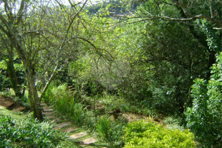 Chácara à venda com 2 quartos, sendo 1 suíte, no Centro, Araçariguama, SP