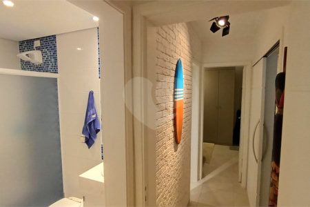 Apartamento à venda com 2 quartos, sendo 1 suíte, em Pitangueiras, Guarujá, SP