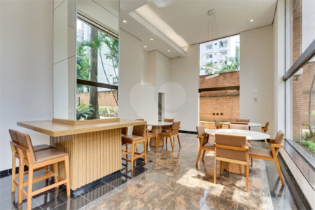 Apartamento à venda com 2 quartos, sendo 1 suíte,  em Campo Belo, São Paulo, SP