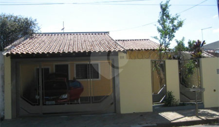 Casa à venda com 3 quartos, sendo 1 suíte,  em Jardim Ipanema, São Carlos, SP