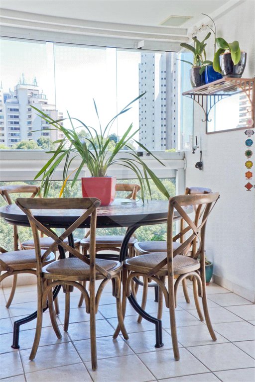 Apartamento à venda com 3 suítes em Jardim Fonte do Morumbi, São Paulo, SP