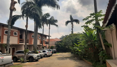 Casa à venda com 3 quartos, sendo 1 suíte,  no condomínio Cantareira Park, São Paulo - SP