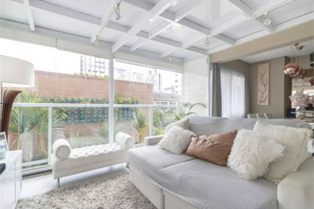 Apartamento à venda com 2 quartos, sendo 1 suíte, em Vila Olímpia, São Paulo, SP